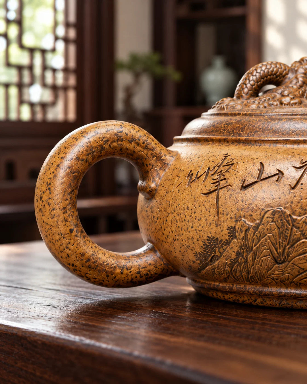 The Elegance of the Clay Handle