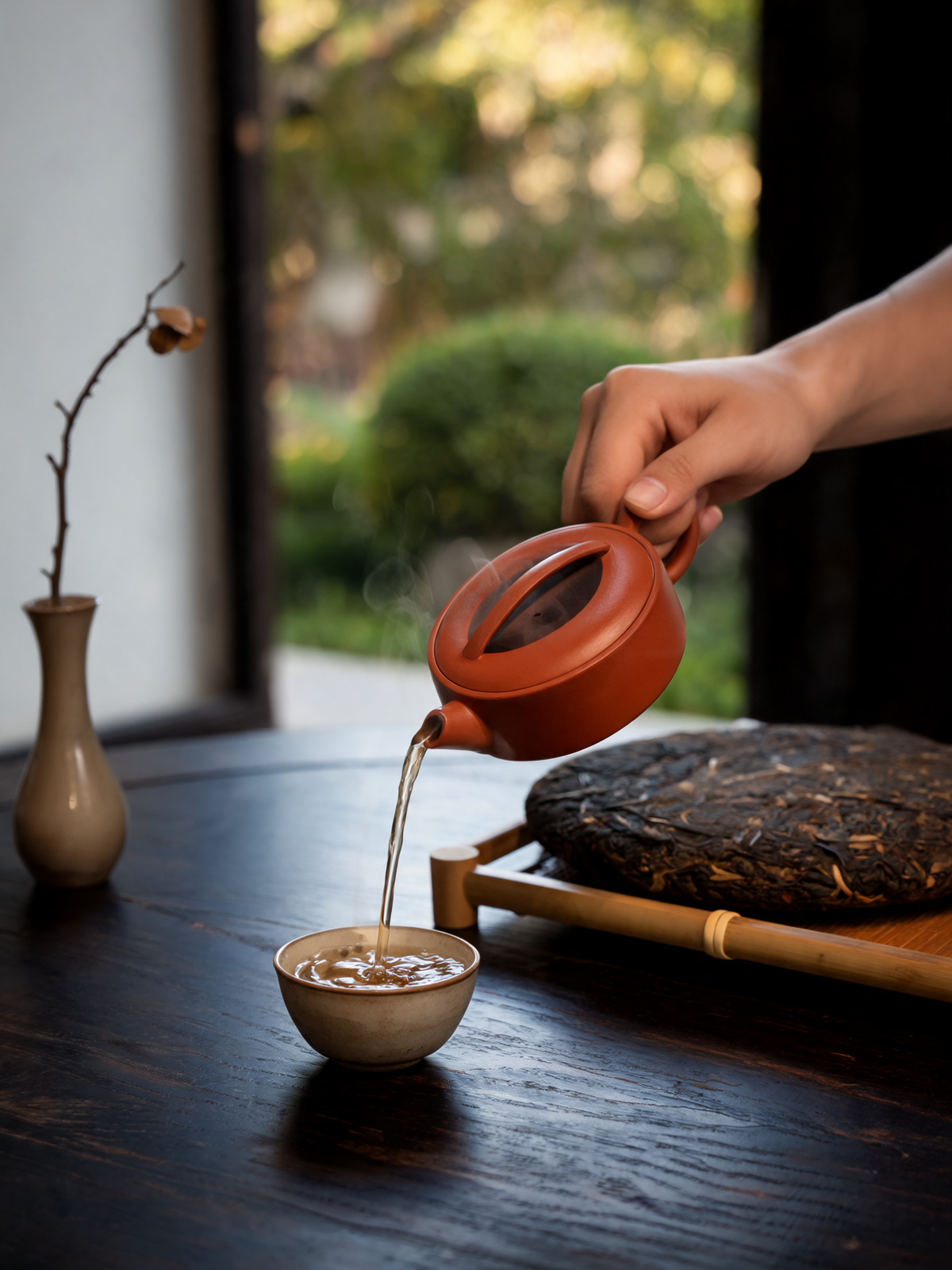 Hanwa teapot handle and spout detail