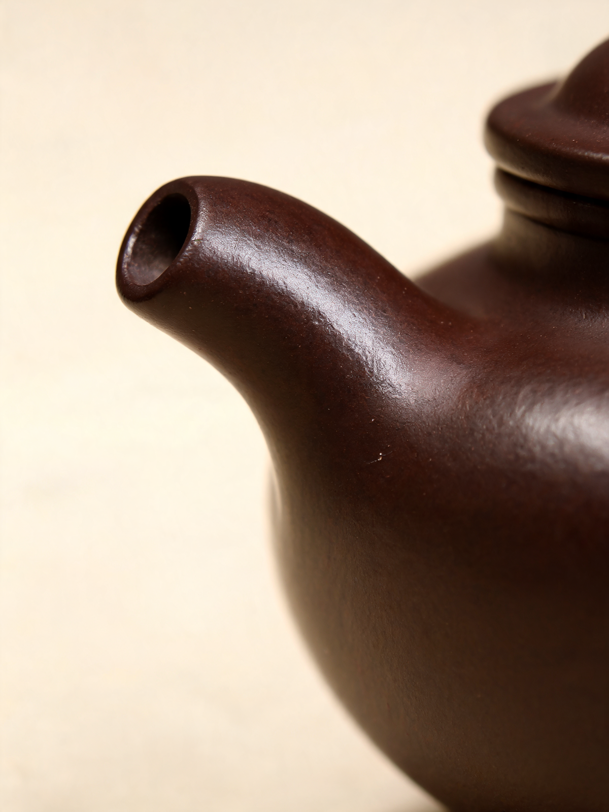 Hei Teapot dense clay teapot for oolong, pu erh and black tea