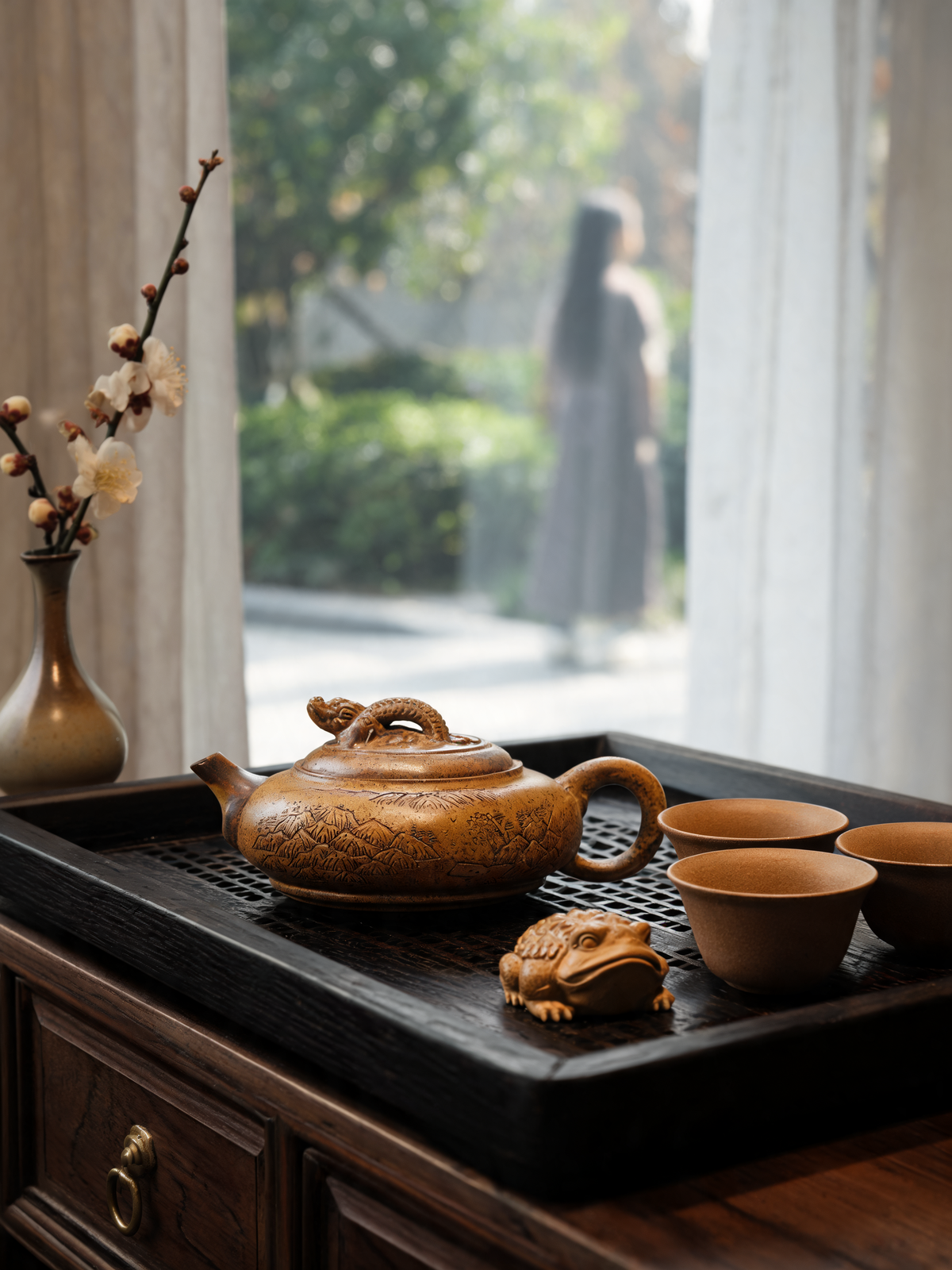 Ling Bao Teapot 260 ml low rounded zisha teapot