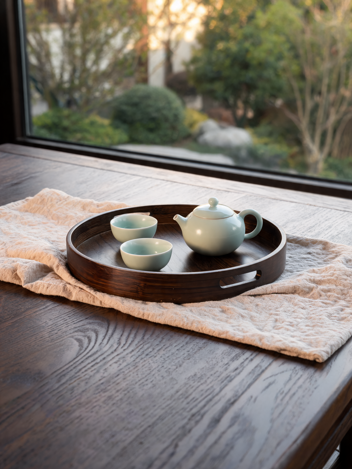 Natural Bamboo Round Tray with 5 cm raised edge in four sizes