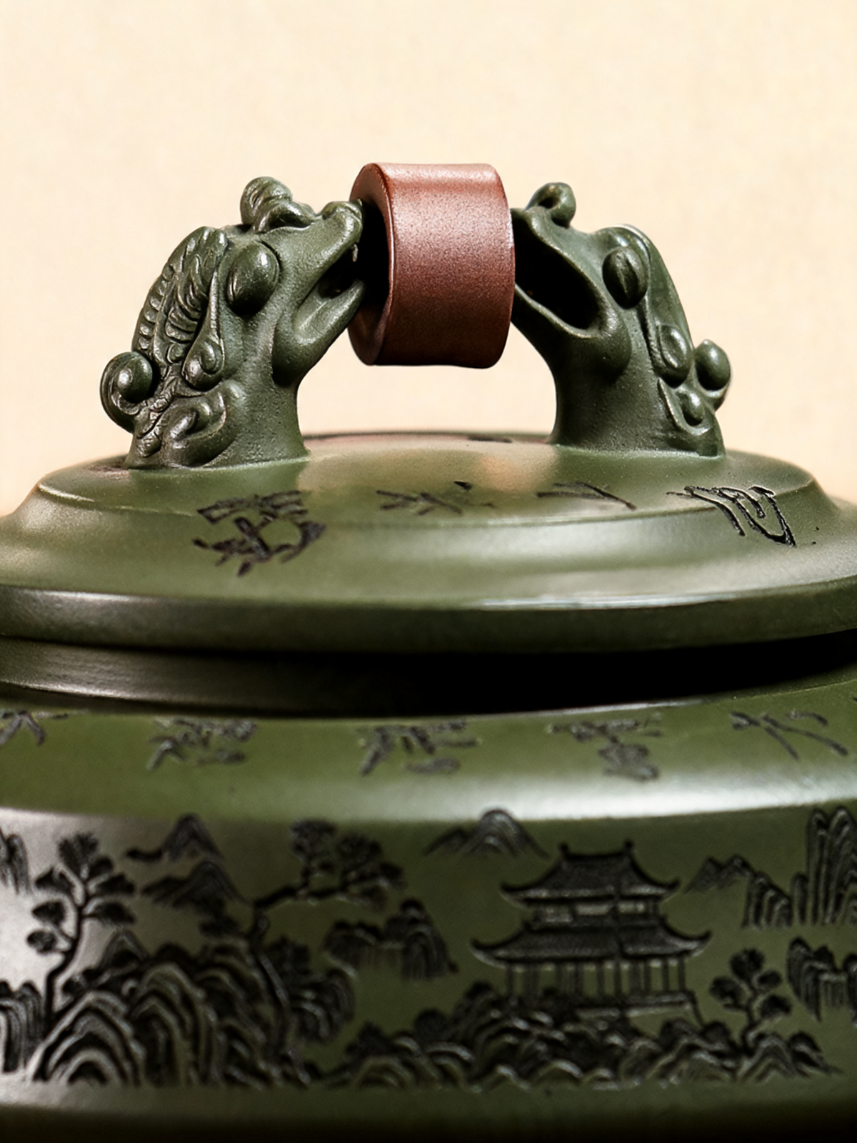 Shuang Long Teapot purple clay body with cut fit lid