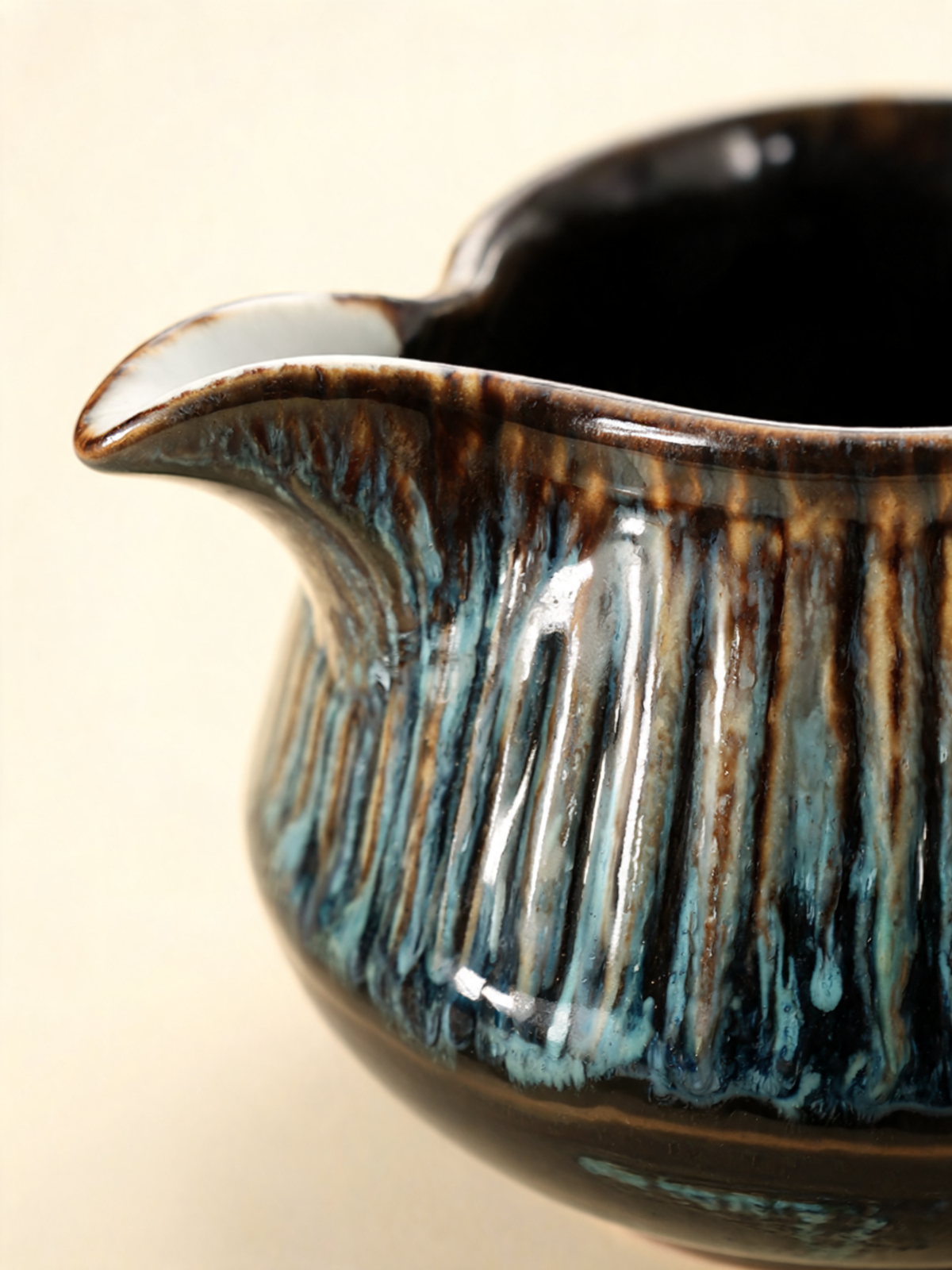 Xingyun tea cups showing ribbed texture and reactive glaze